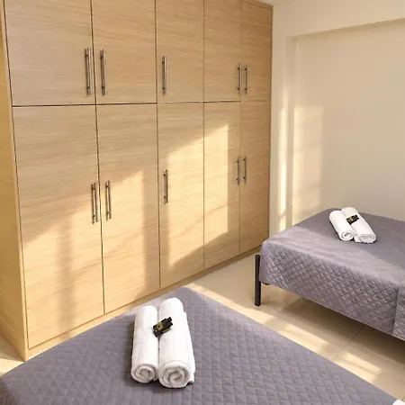 Sweethome - Comfy Center Rodos *
