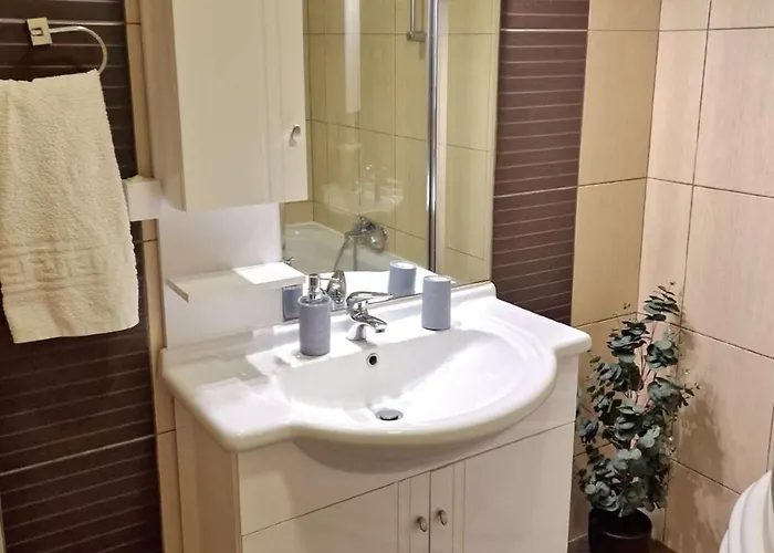 Sweethome - Comfy Center Rodos